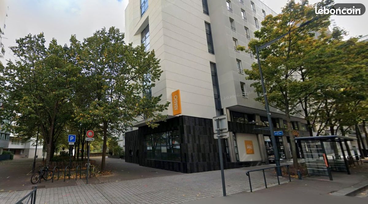 Appartement à louer, 18m², Courbevoie