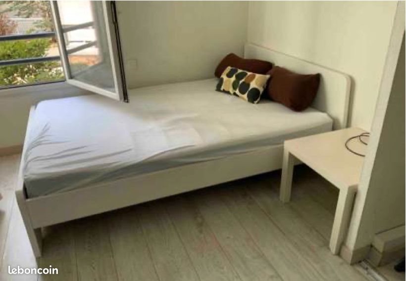 Appartement à louer, 18m², Courbevoie