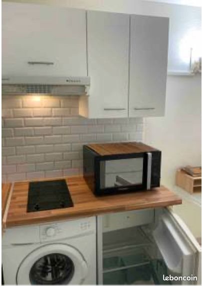 Appartement à louer, 18m², Courbevoie
