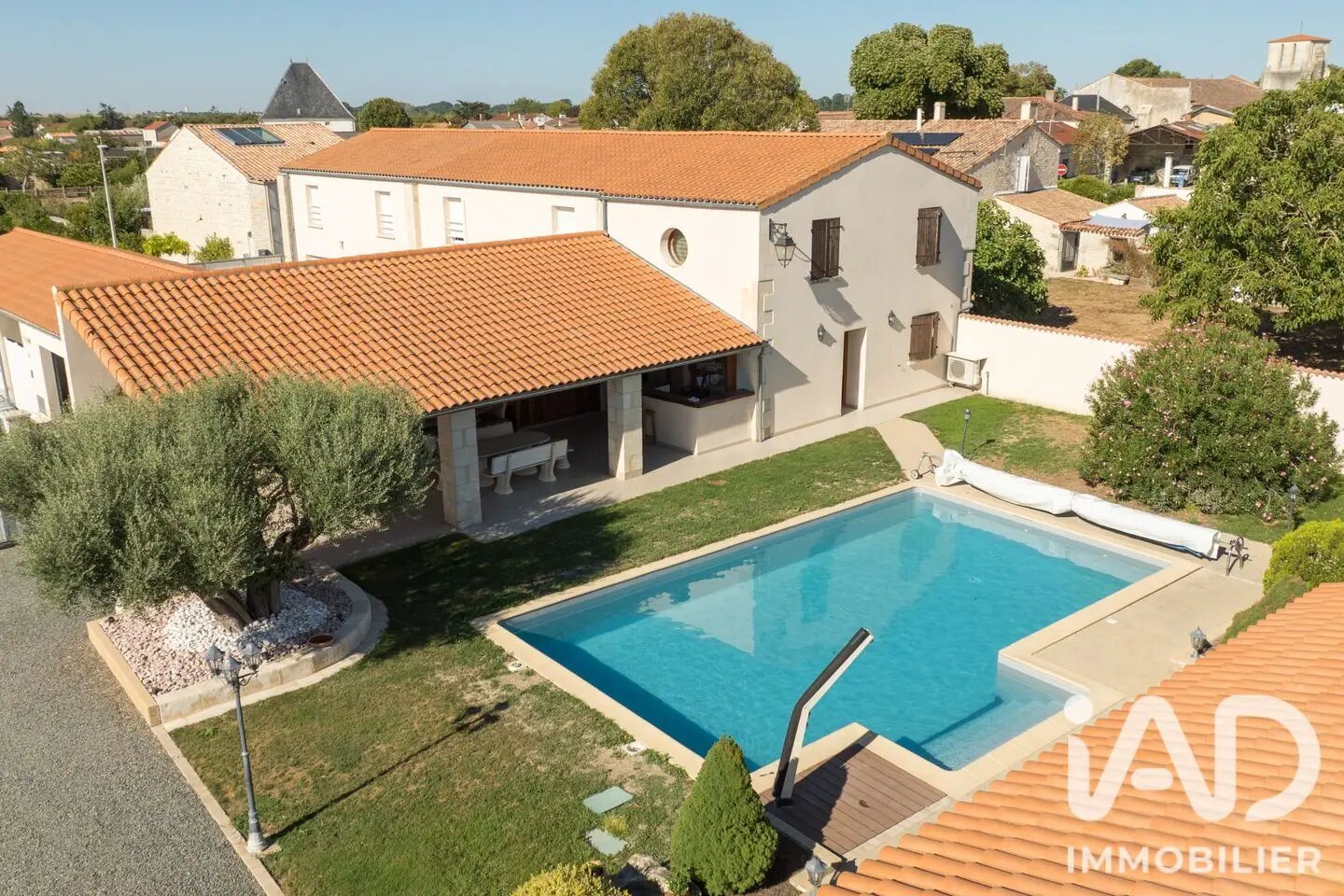 Maison à vendre, 192m², Saint-Jean-de-Liversay