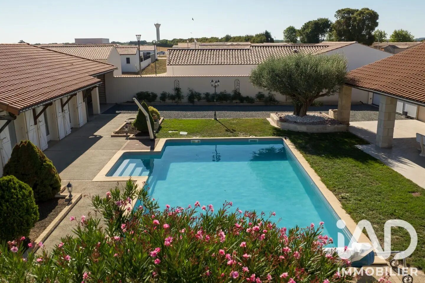 Maison à vendre, 192m², Saint-Jean-de-Liversay