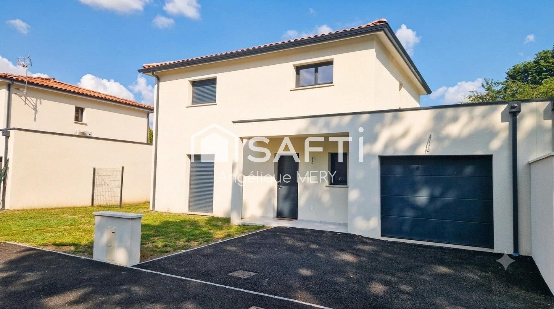Maison à vendre, 130m², Lavernose-Lacasse