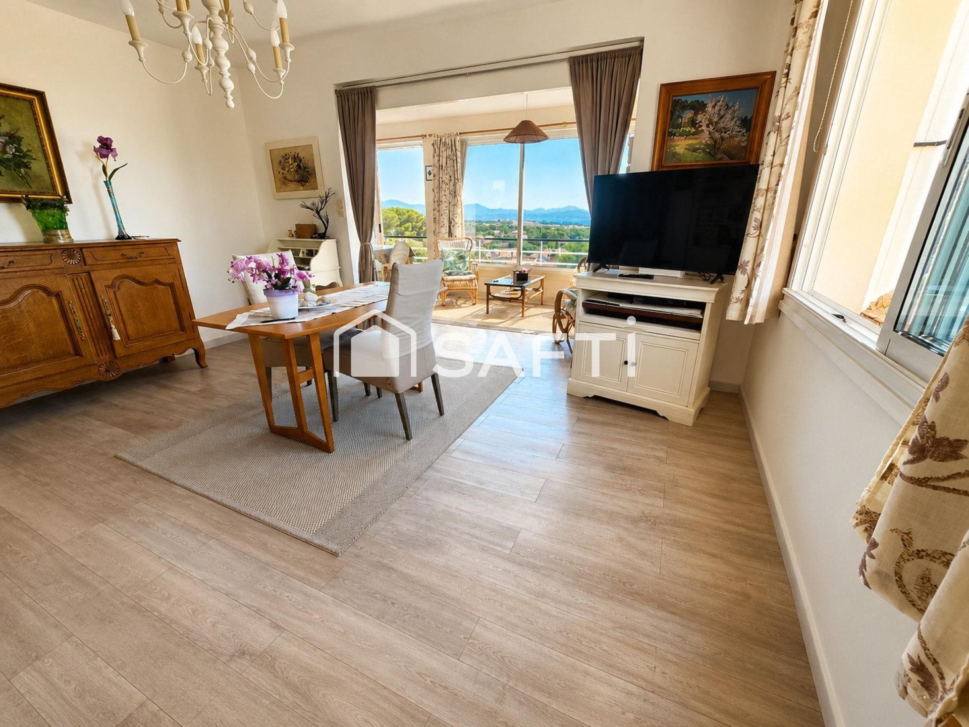 Appartement à vendre, 65m², Fréjus