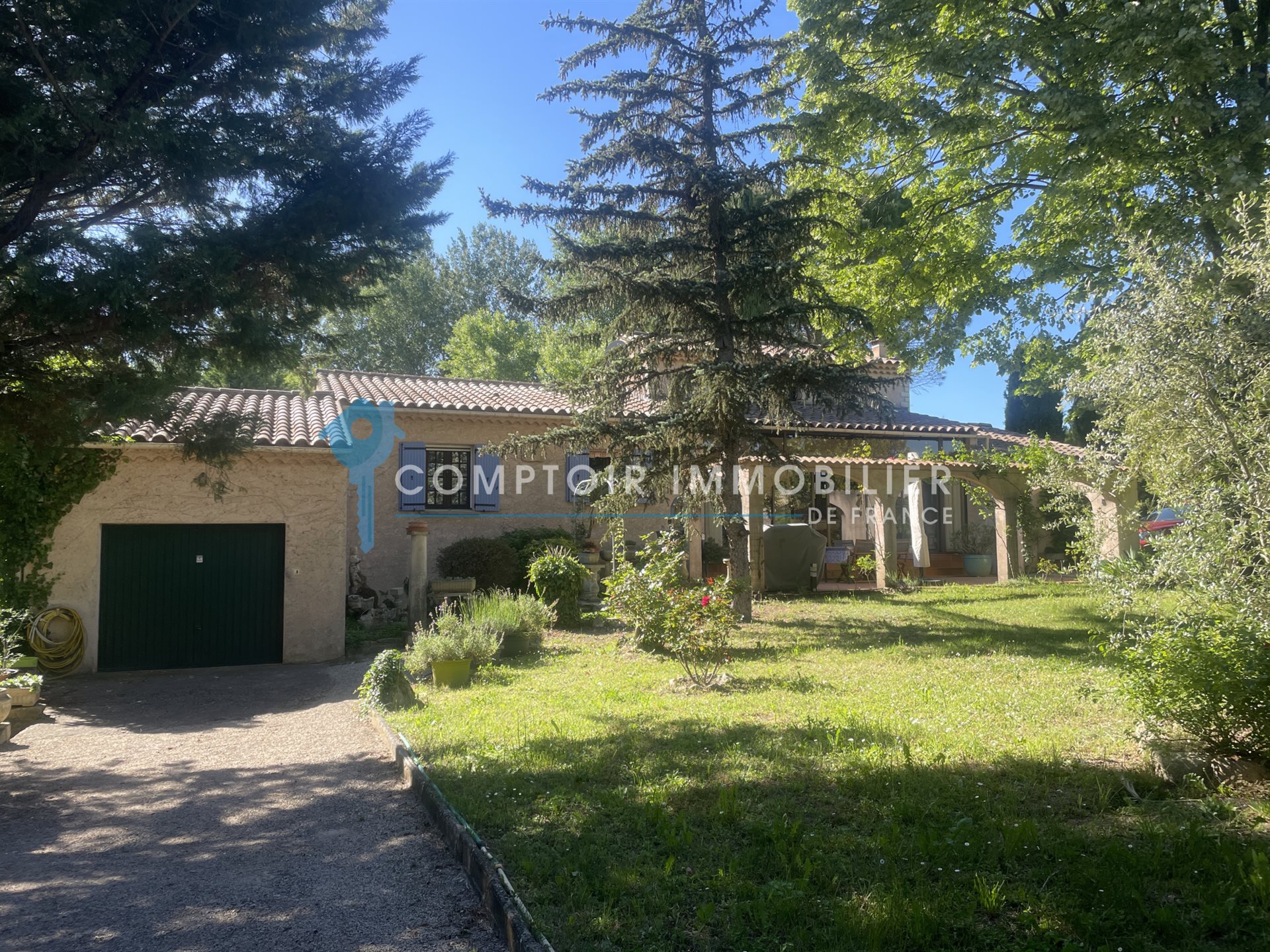 Maison à vendre, 185m², Gargas