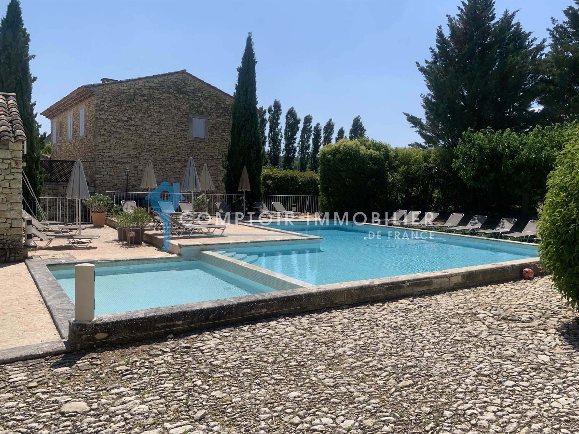 Maison à vendre, 520m², Rustrel