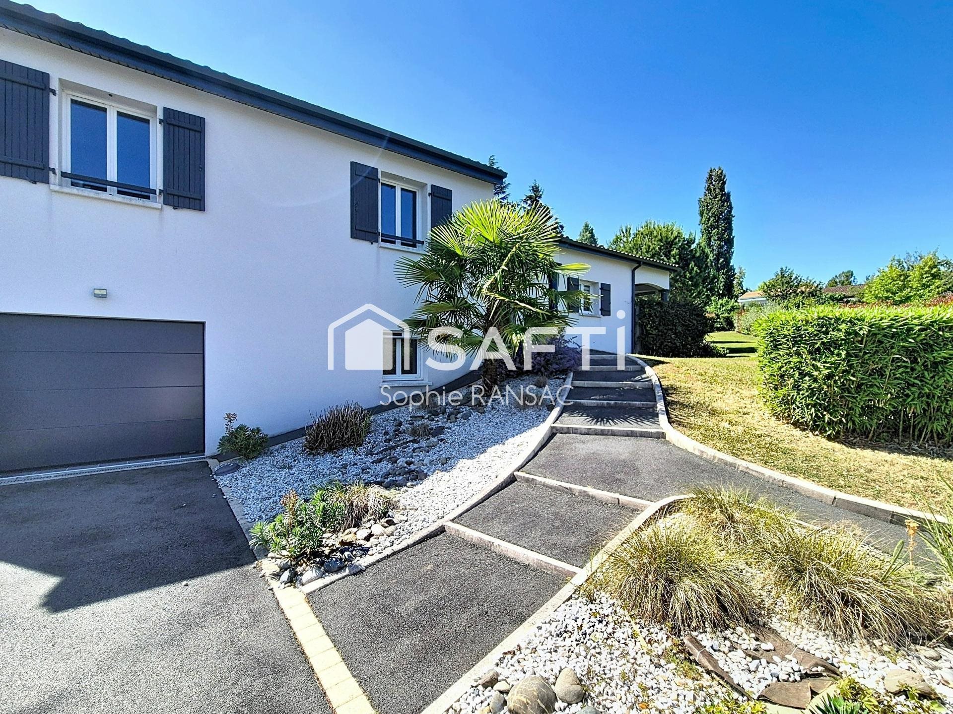 Maison à vendre, 164m², Champcevinel