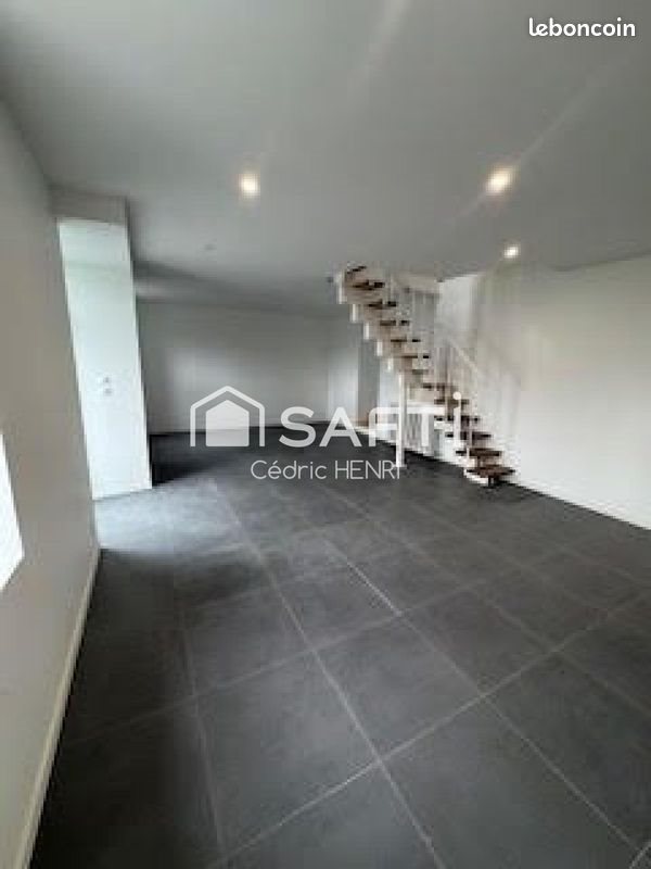 Maison à vendre, 135m², Saint-Ségal