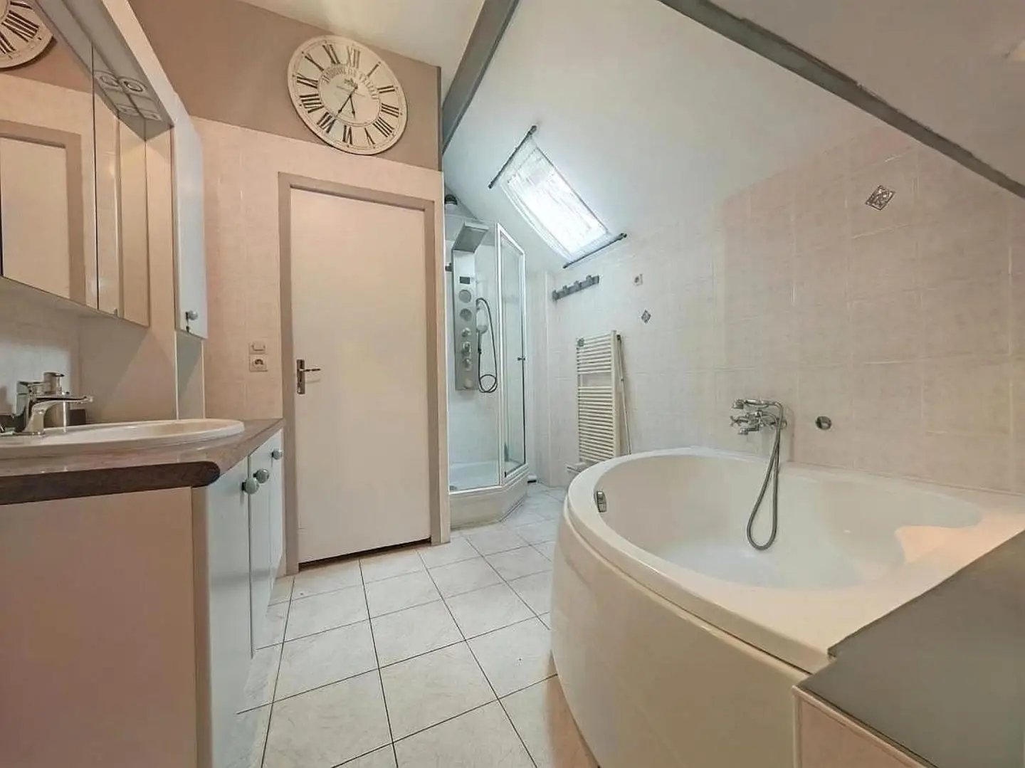 Maison à vendre, 207m², Mont-Saint-Sulpice
