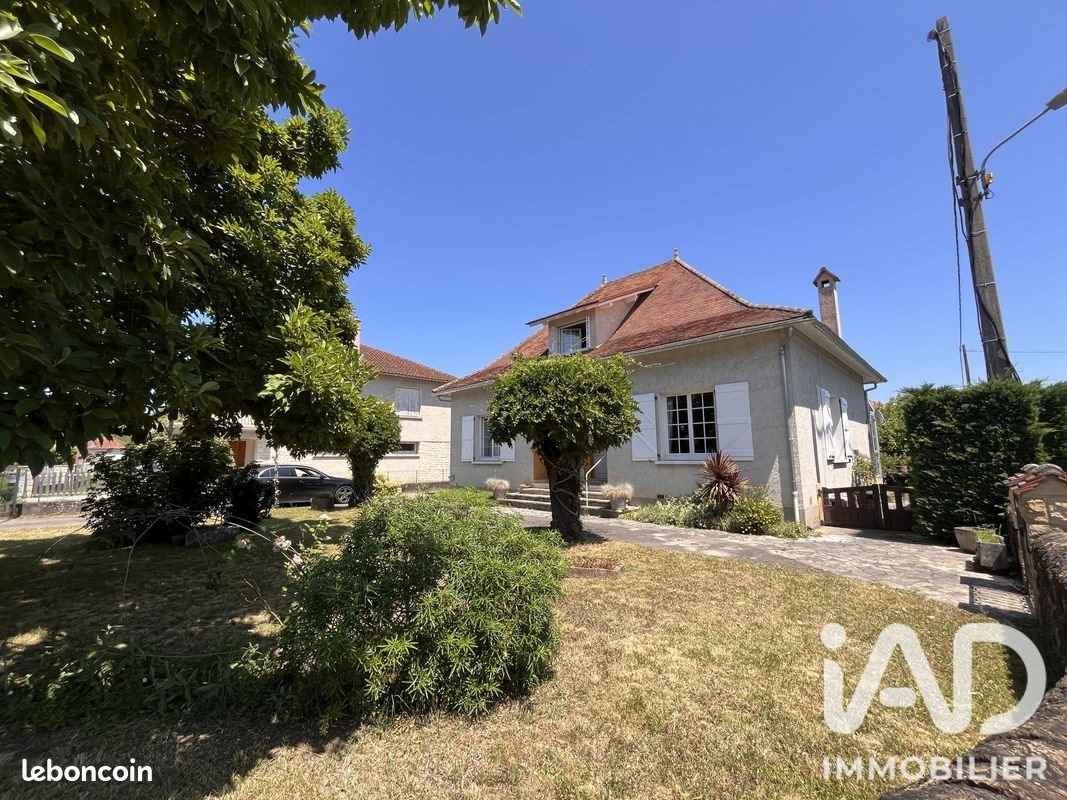 Maison à vendre, 137m², Saint-Céré