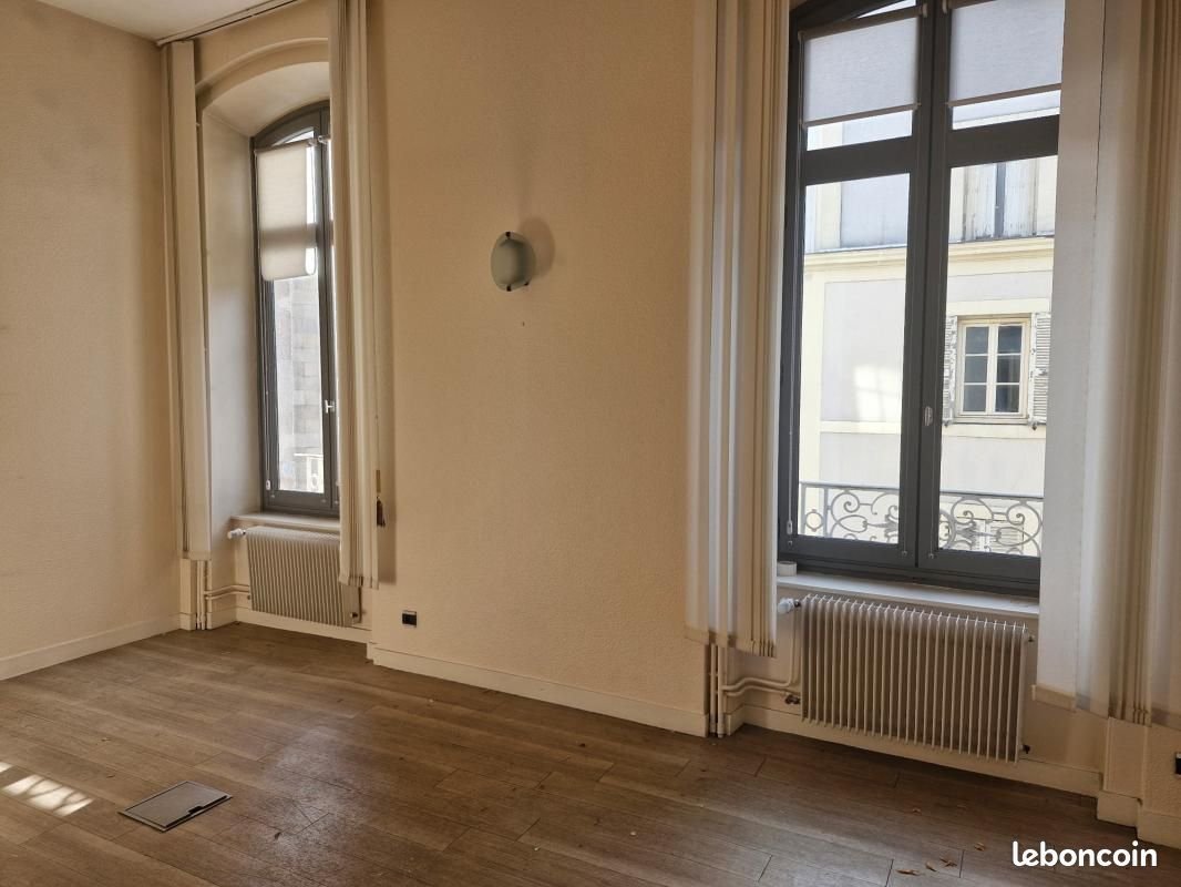 Appartement à vendre, 814m², Limoges