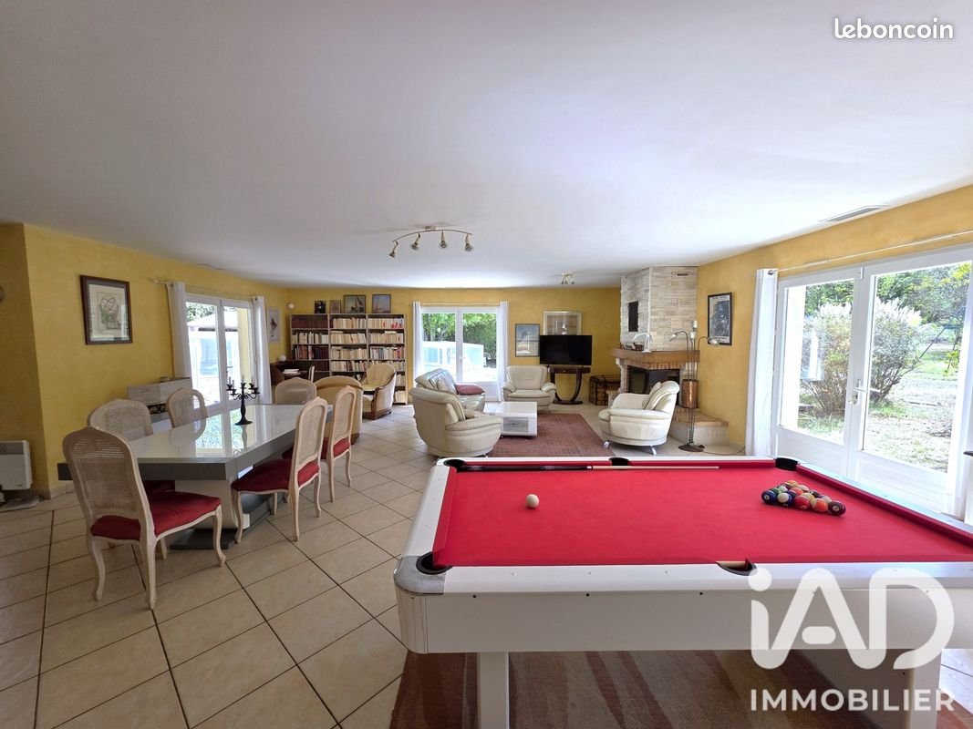 Maison à vendre, 163m², Étauliers
