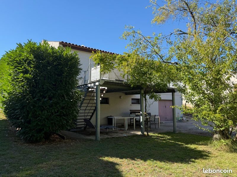 Maison à louer, 88m², Saintes