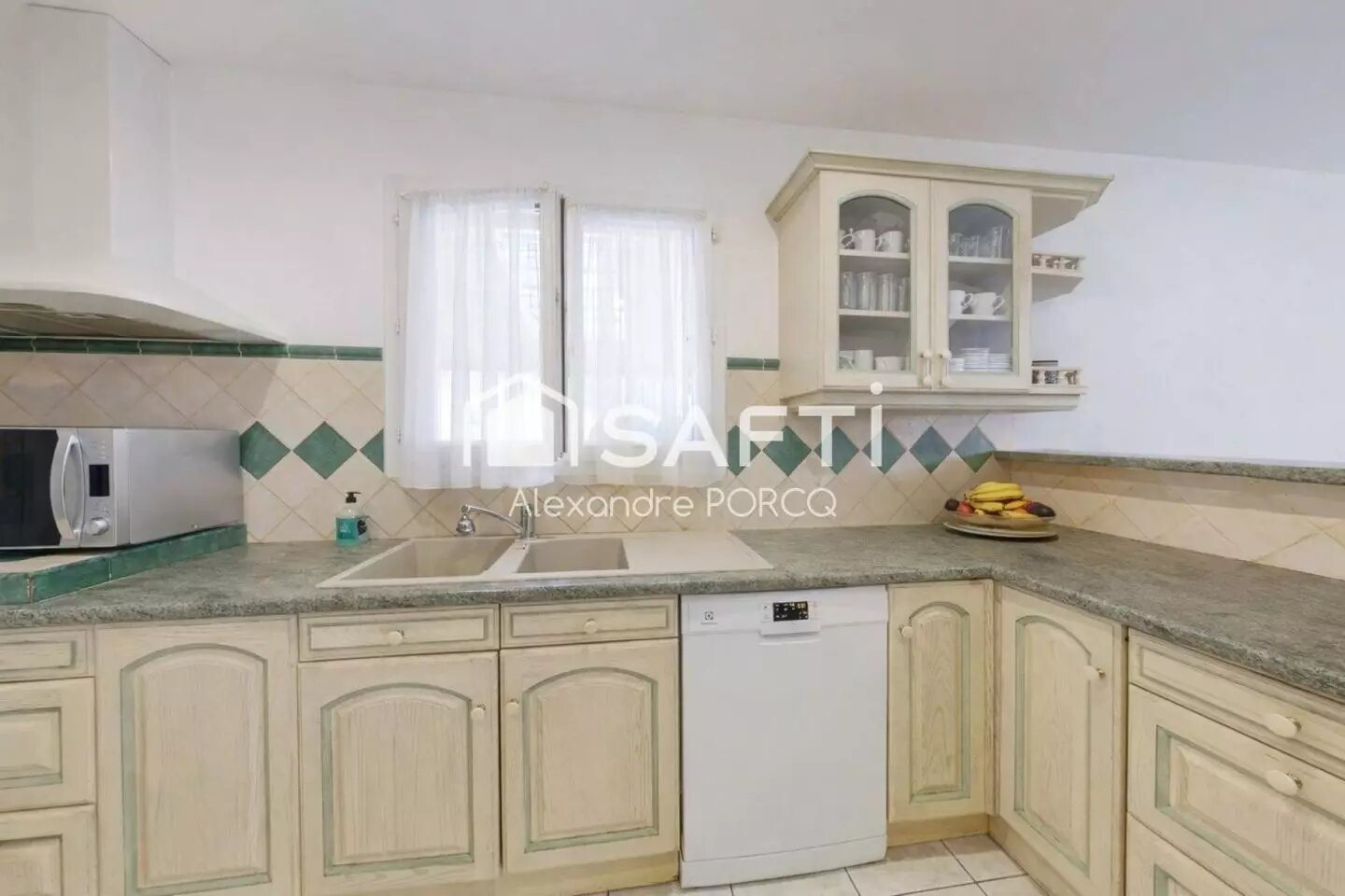 Maison à vendre, 188m², Saint-Denis-de-Pile