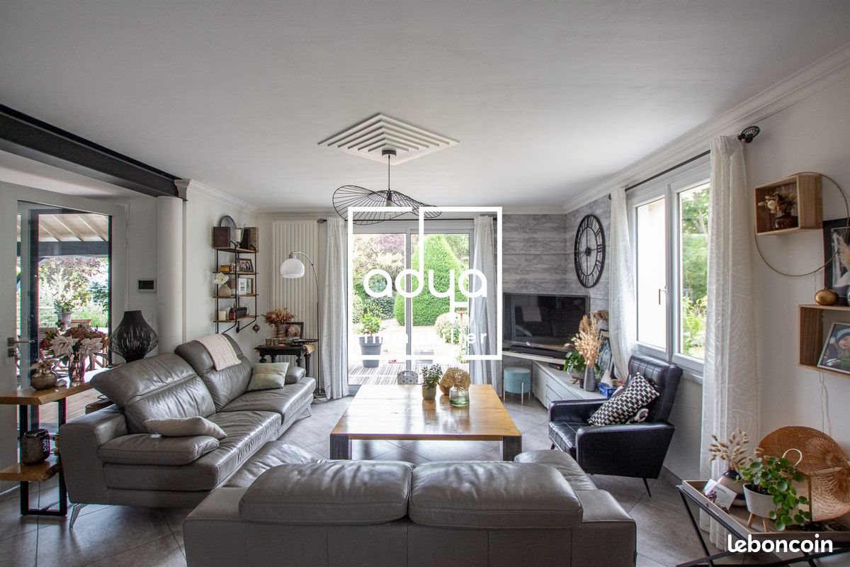Maison à vendre, 216m², Soulaines-sur-Aubance