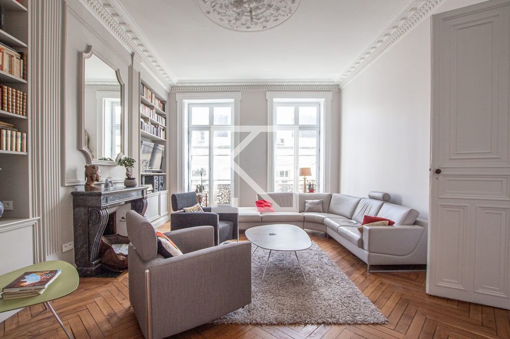 Maison à vendre, 380m², Angers