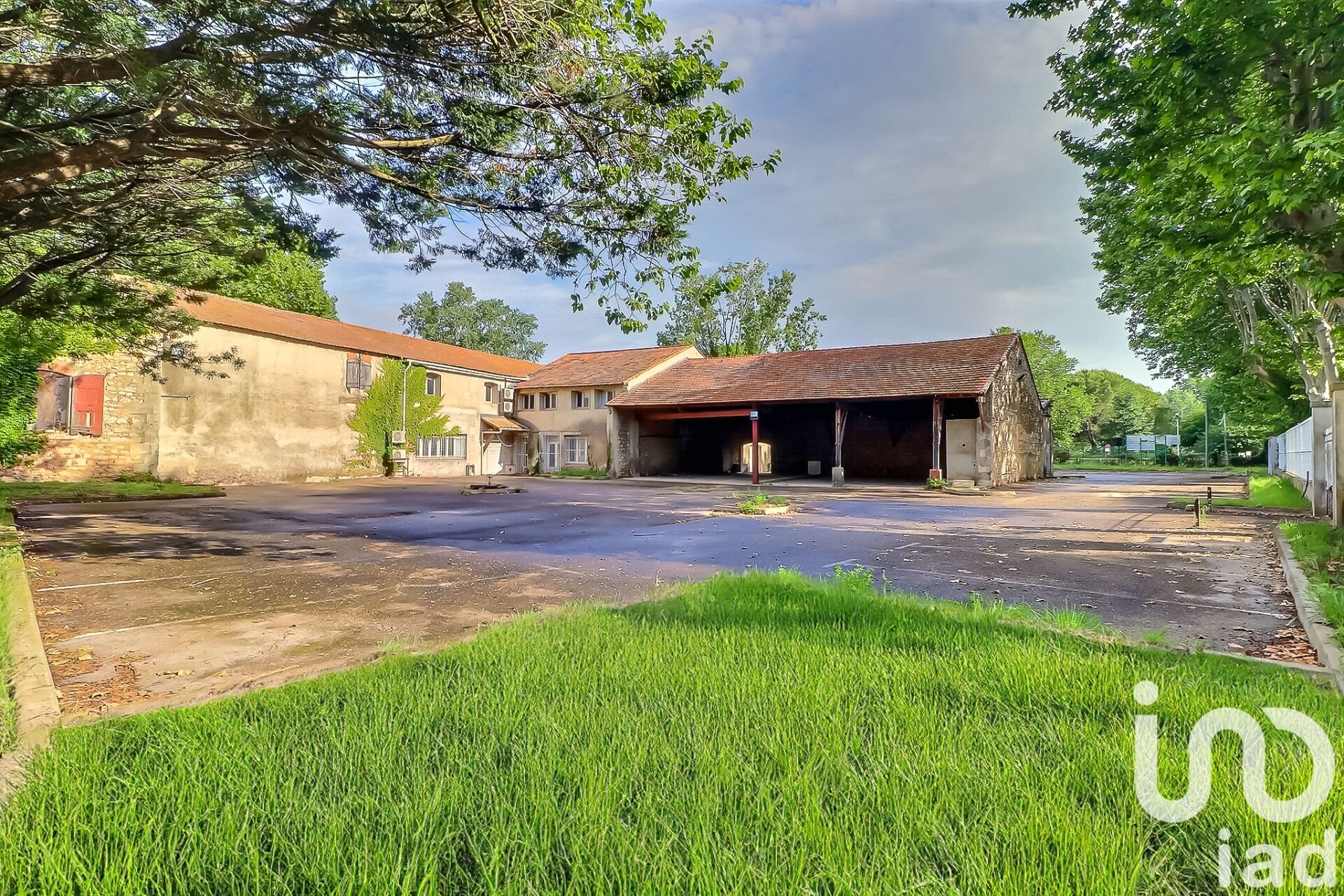 Maison à vendre, 1200m², Nîmes