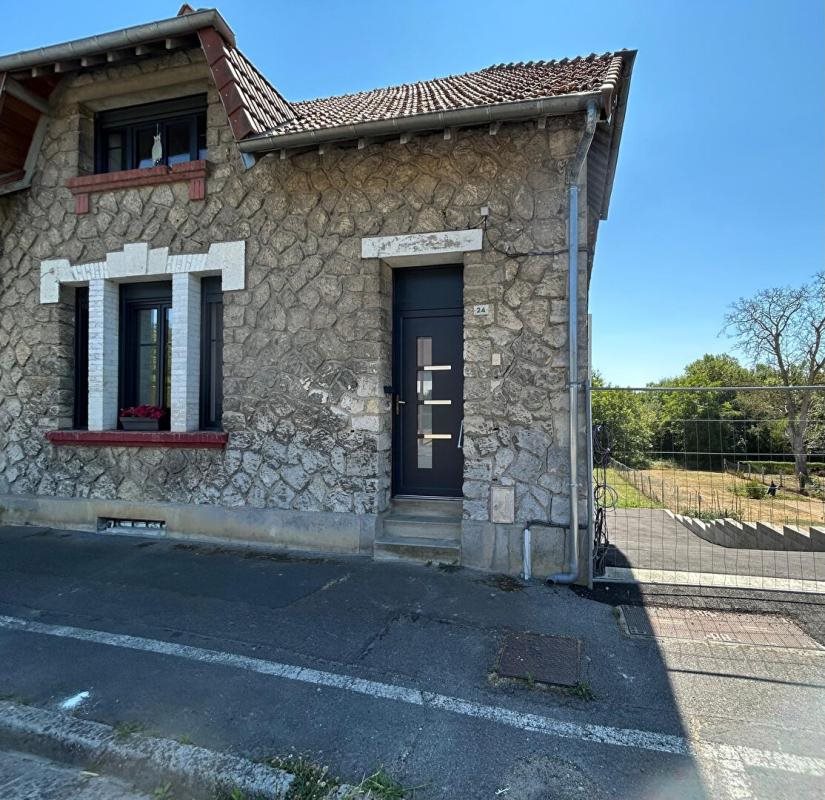 Maison à vendre, 126m², Coucy-le-Château-Auffrique