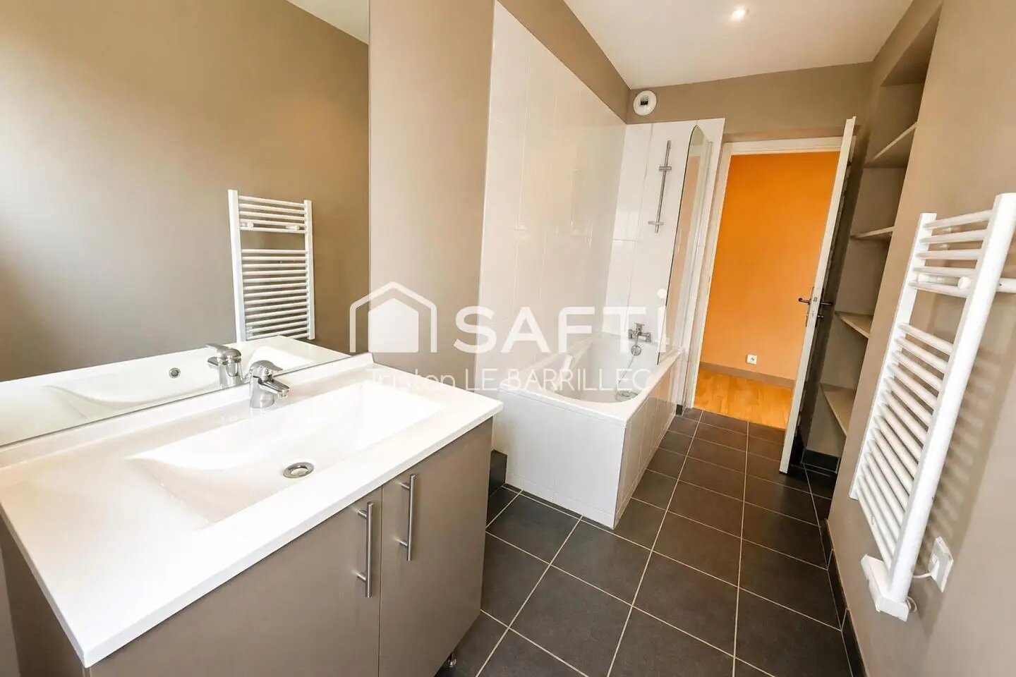 Appartement à vendre, 75m², Nîmes