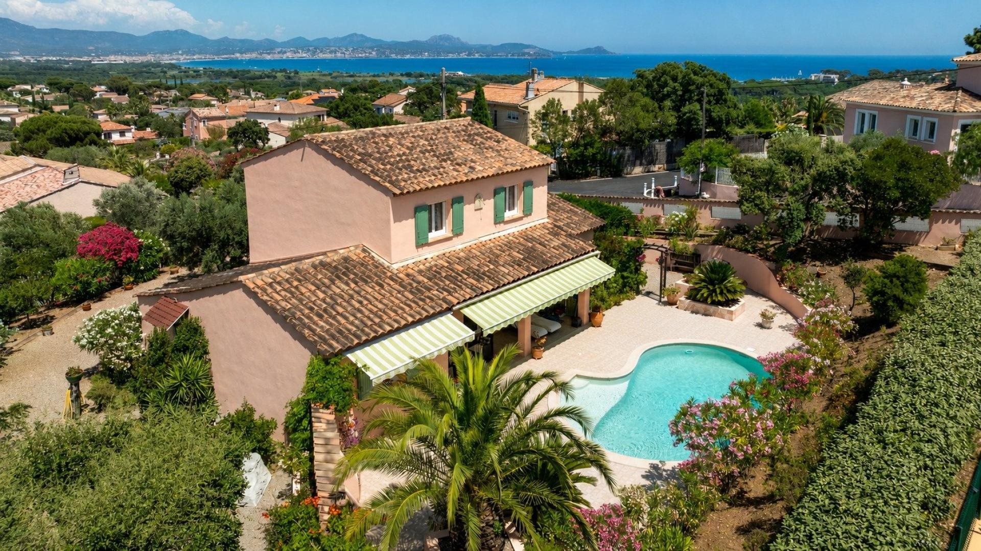Maison à vendre, 112m², Fréjus