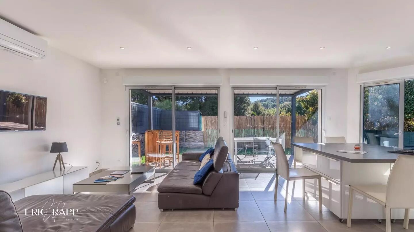 Maison à vendre, 73m², Saint-Raphaël
