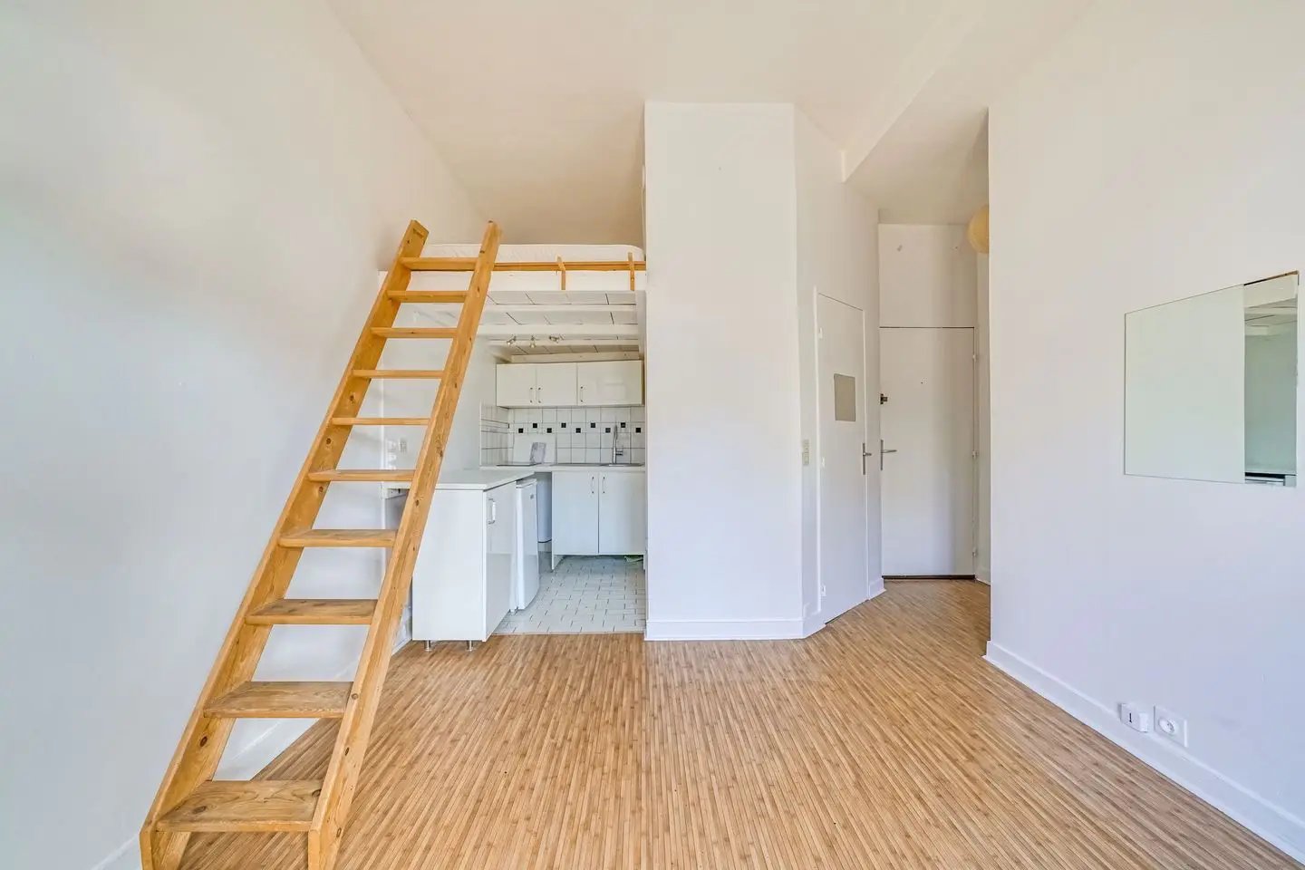 Appartement à louer, 17m², Paris 20ème