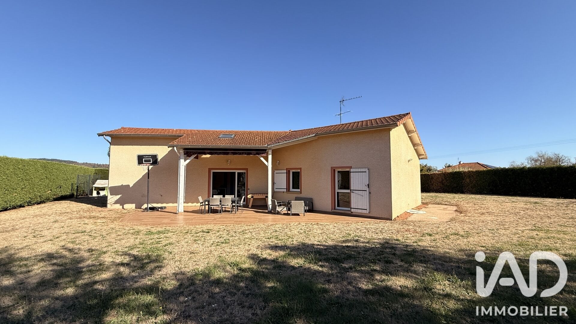 Maison à vendre, 129m², Ambierle
