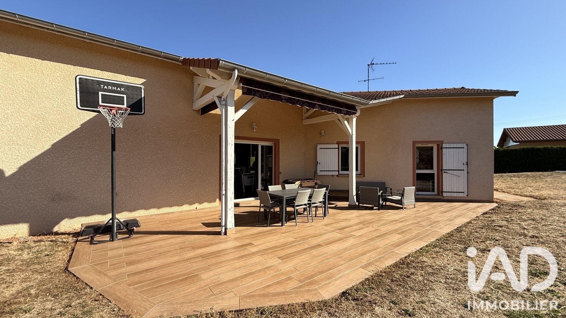 Maison à vendre, 129m², Ambierle