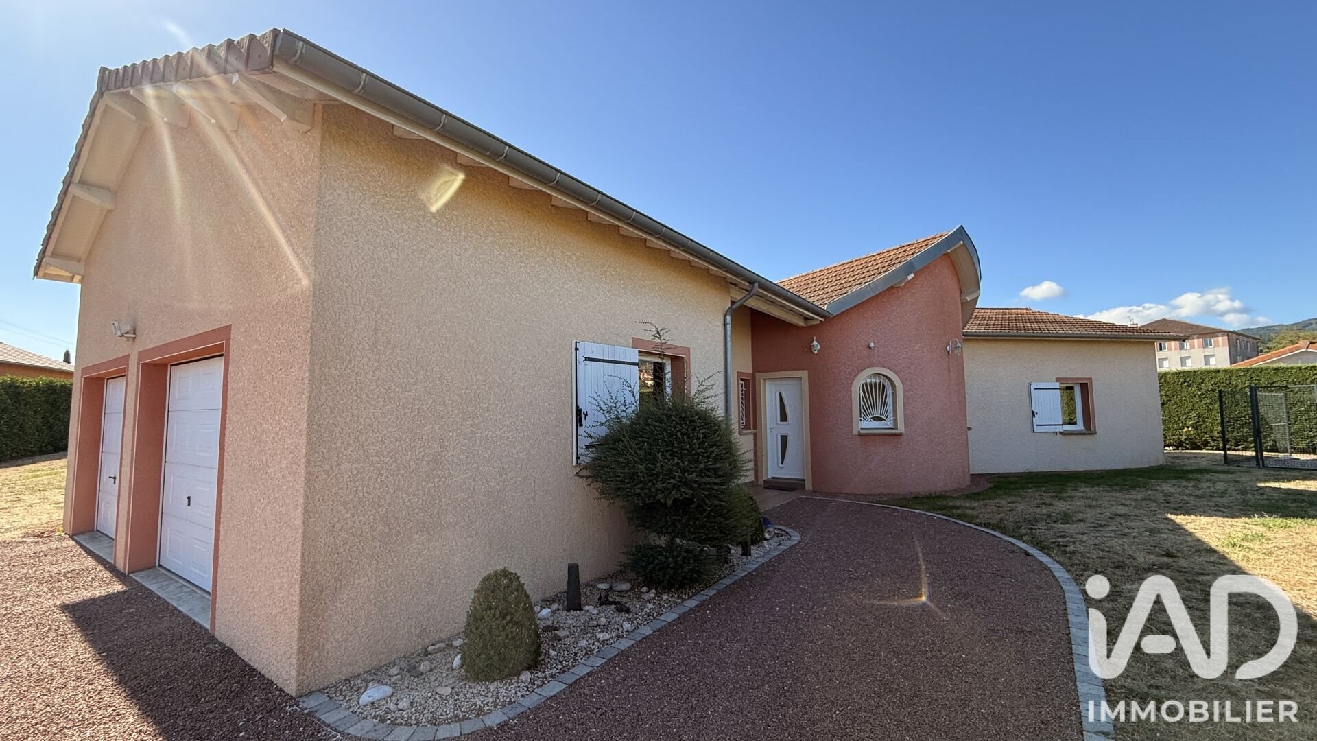 Maison à vendre, 129m², Ambierle