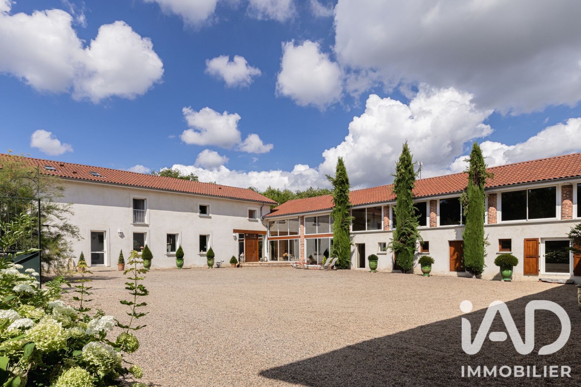 Maison à vendre, 389m², Cleppé