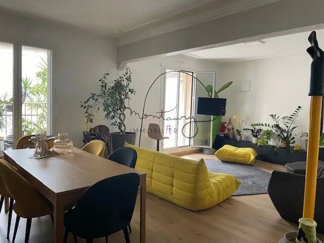 Appartement à vendre, 93m², Nîmes
