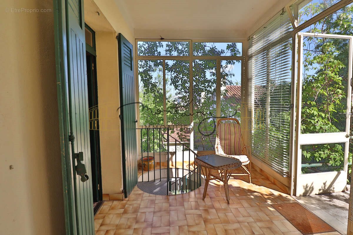 Maison à vendre, 92m², Nîmes