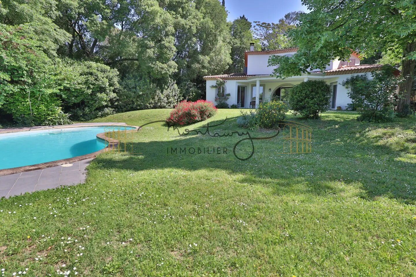 Maison à vendre, 220m², Nîmes