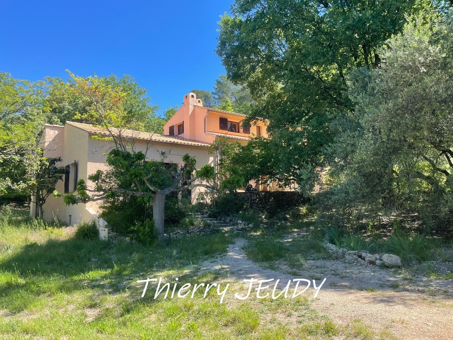 Maison à vendre, 132m², Méounes-lès-Montrieux