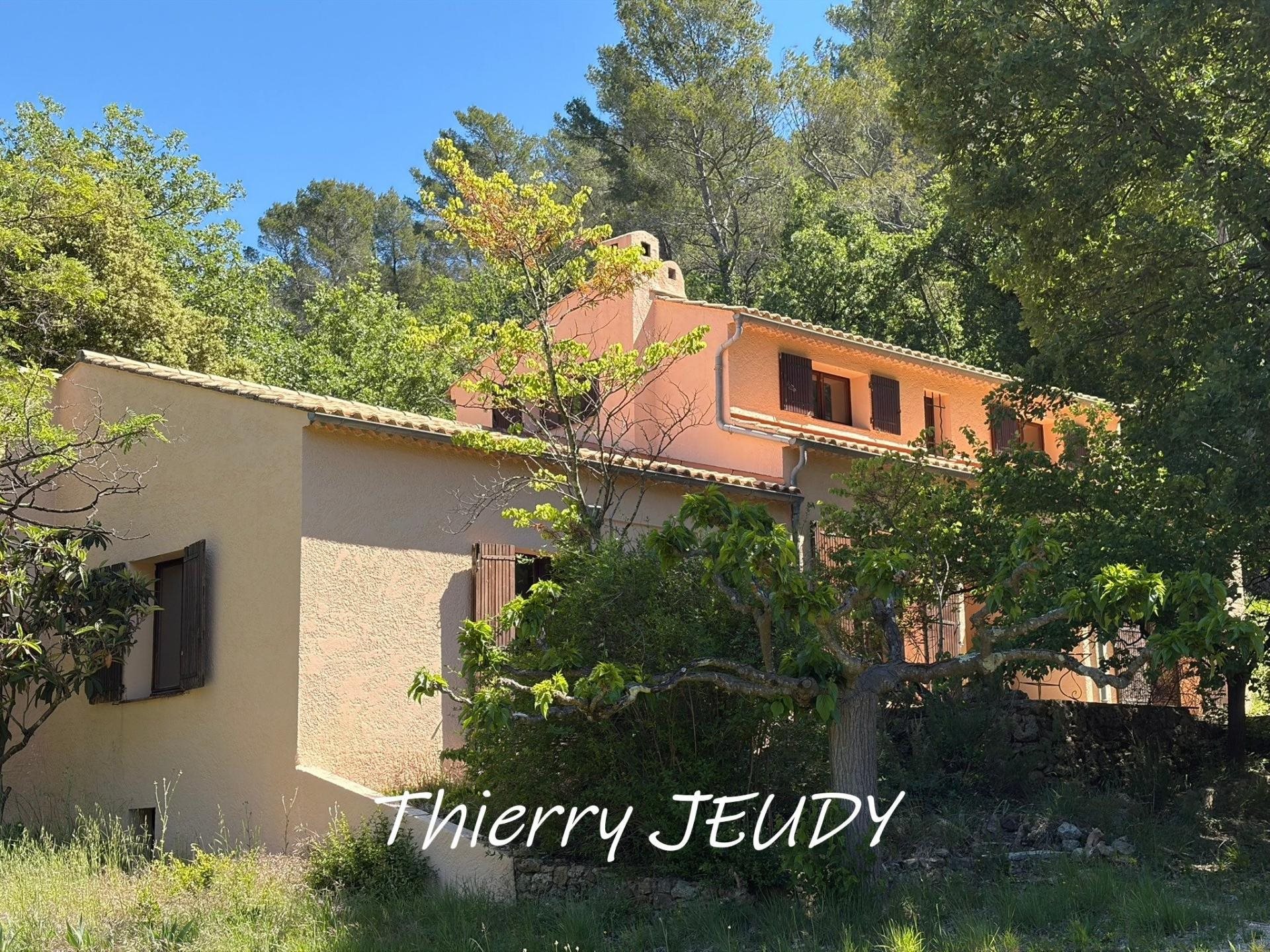 Maison à vendre, 132m², Méounes-lès-Montrieux