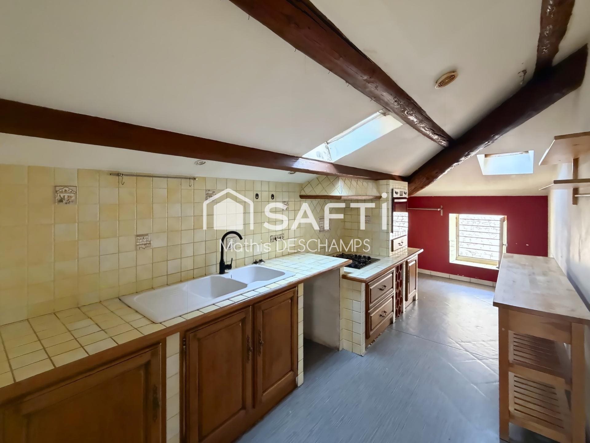 Maison à vendre, 198m², Bourg-Saint-Andéol