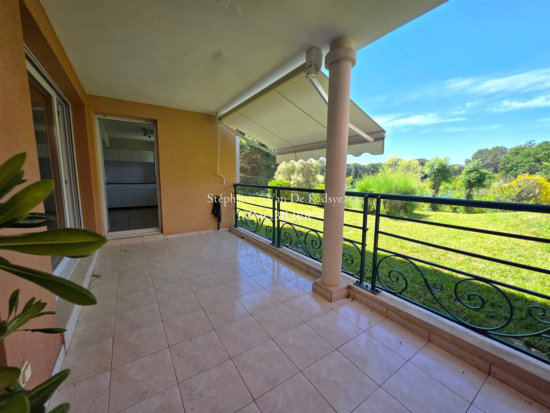 Appartement à vendre, 71m², Fréjus