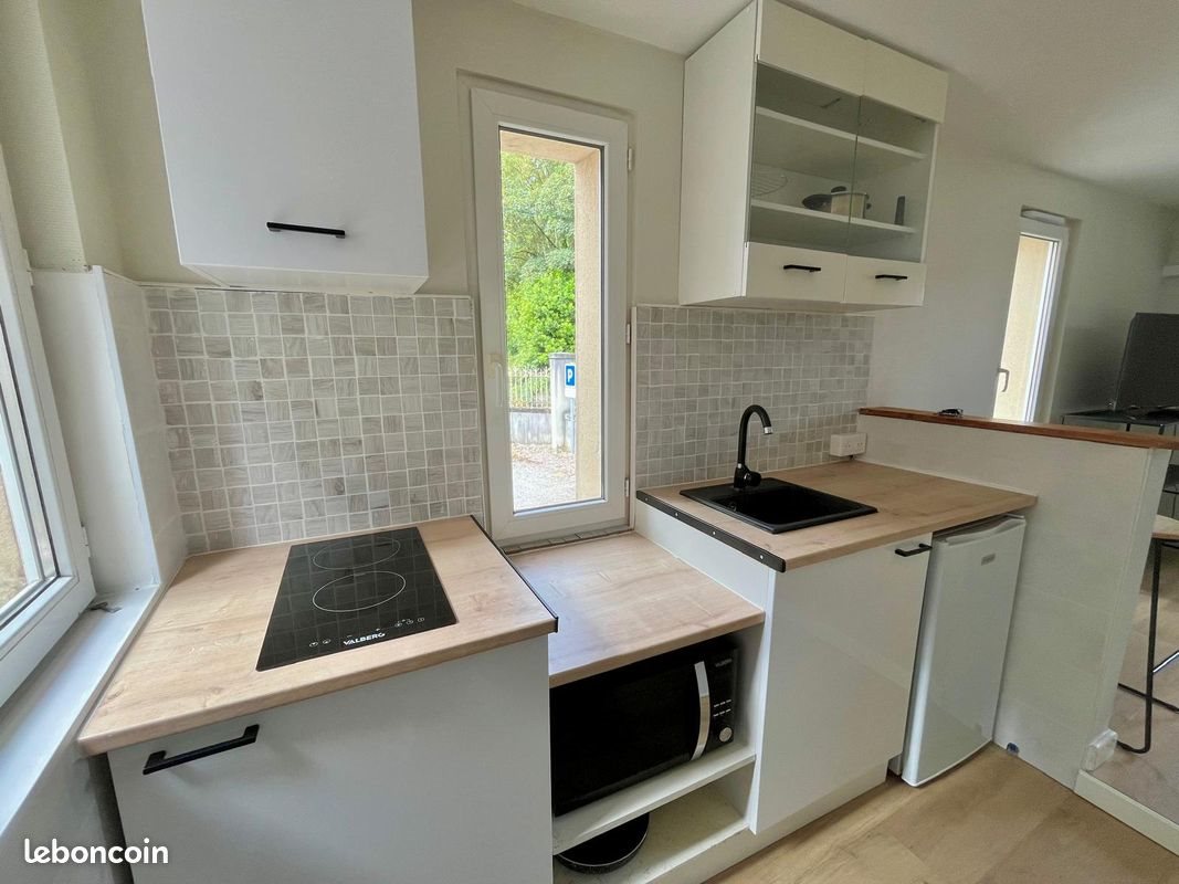 Appartement à louer, 20m², Brive-la-Gaillarde
