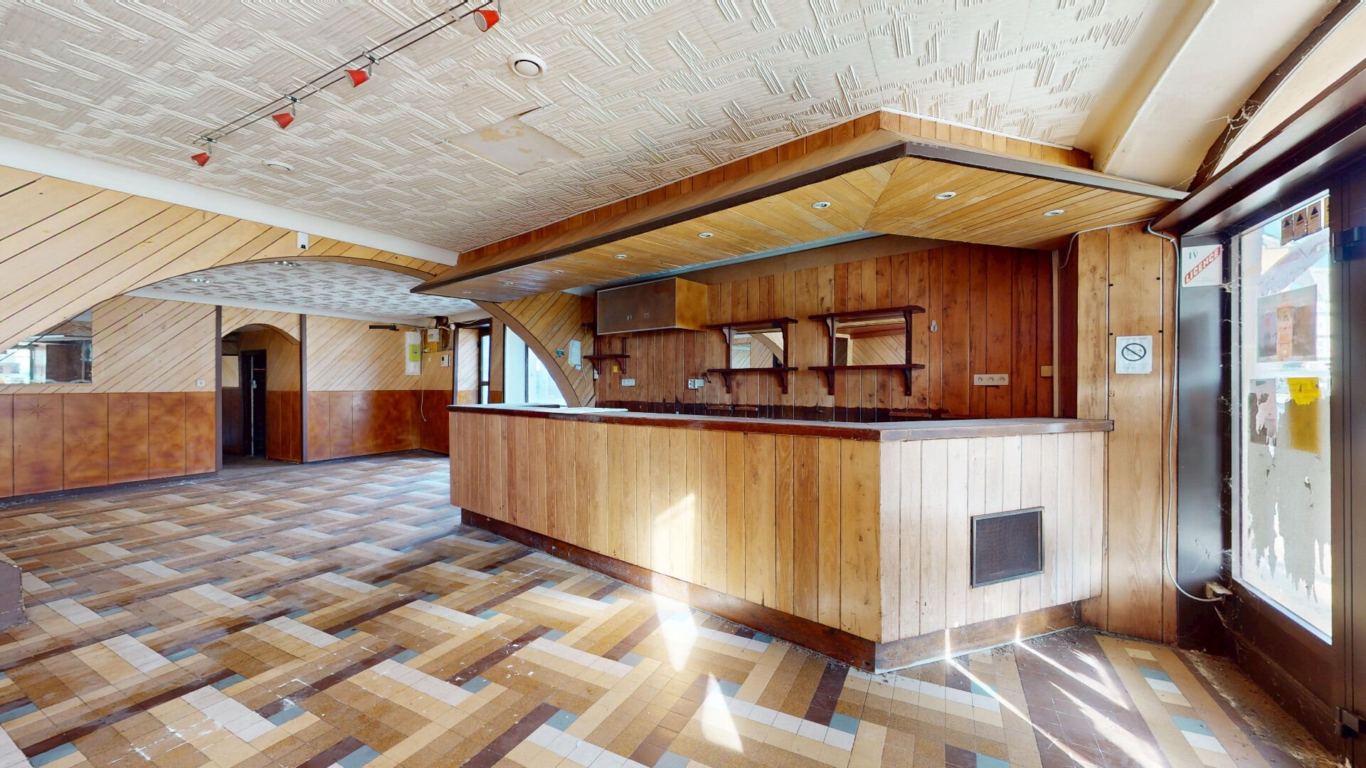 Maison à vendre, 490m², Saint-Christophe-Vallon