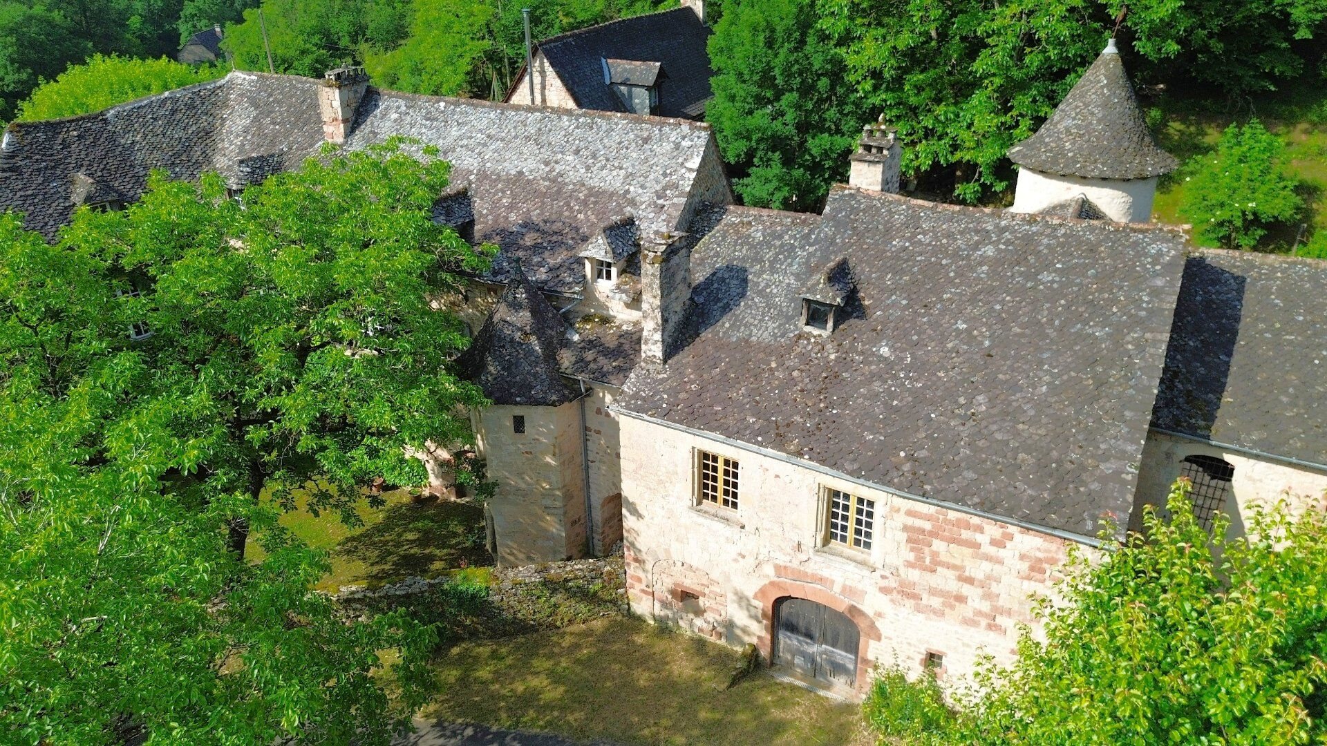 Maison à vendre, 257m², Marcillac-Vallon