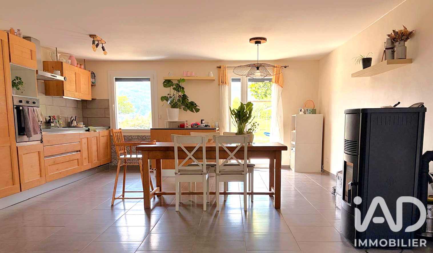 Maison à vendre, 103m², Saint-Geoire-en-Valdaine