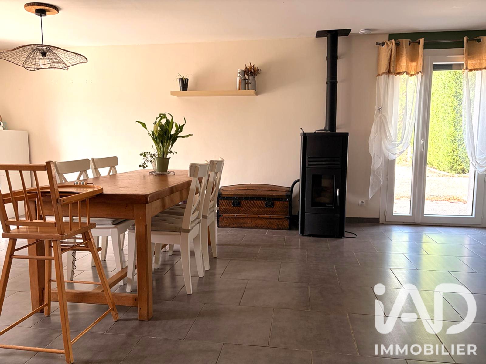 Maison à vendre, 103m², Saint-Geoire-en-Valdaine