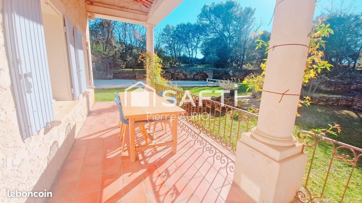 Maison à vendre, 200m², Ménerbes