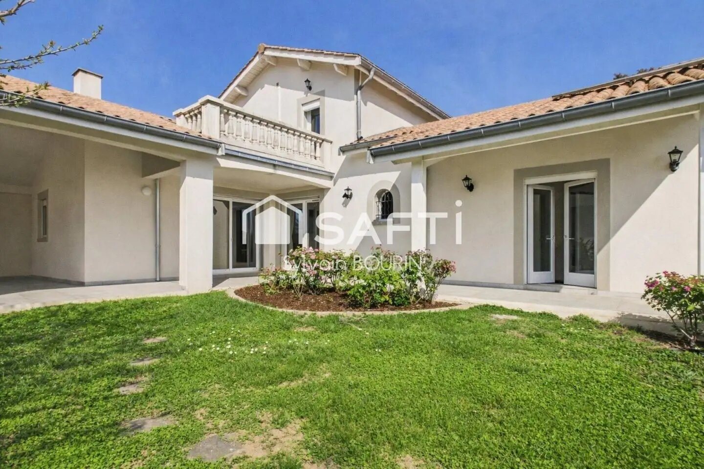 Maison à vendre, 230m², Reyrieux