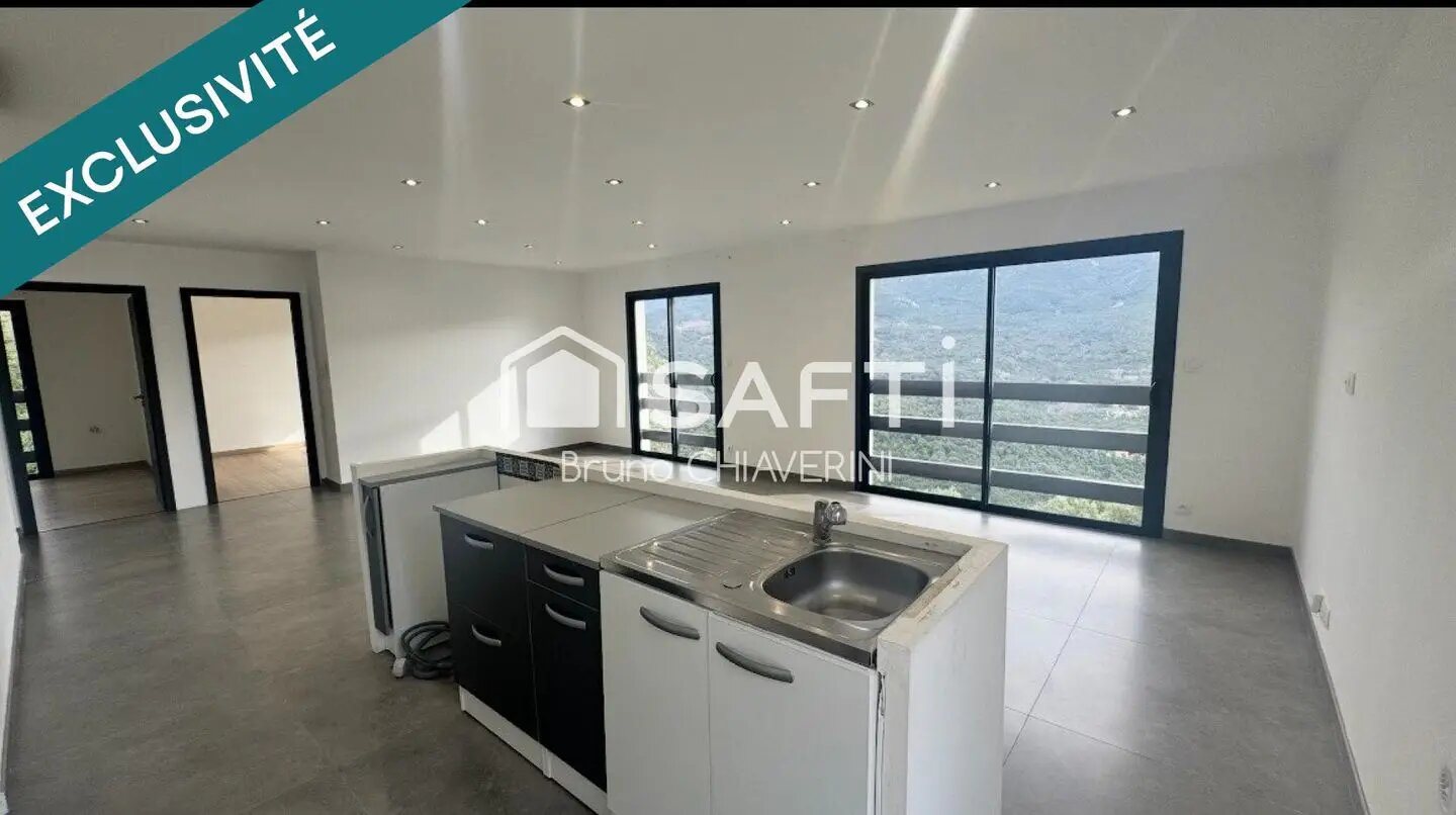 Maison à vendre, 154m², Tavaco