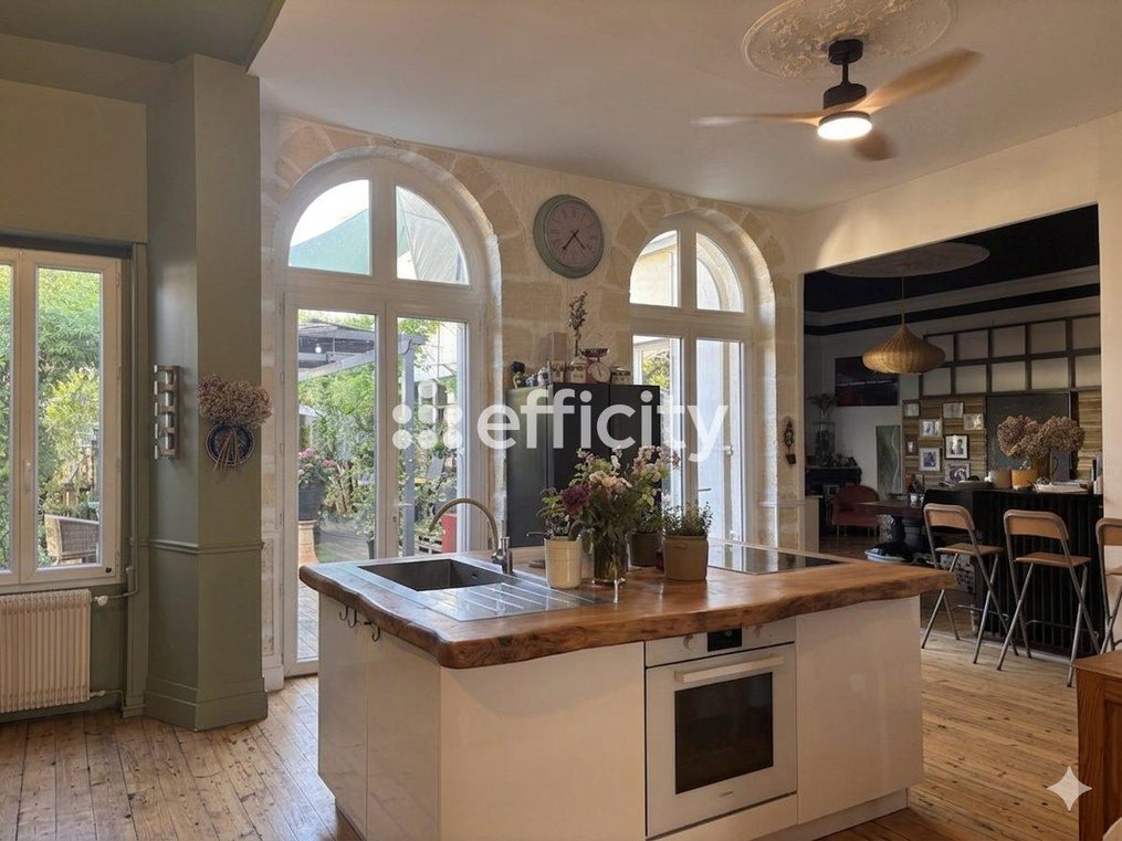 Maison à vendre, 376m², Marmande