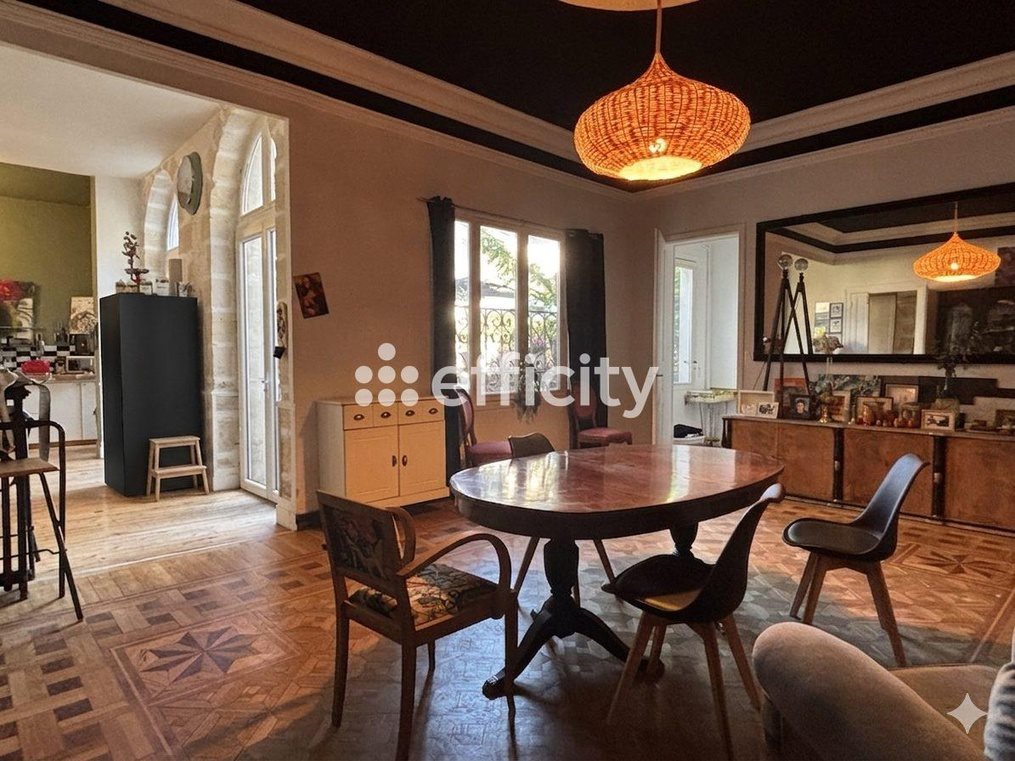 Maison à vendre, 376m², Marmande