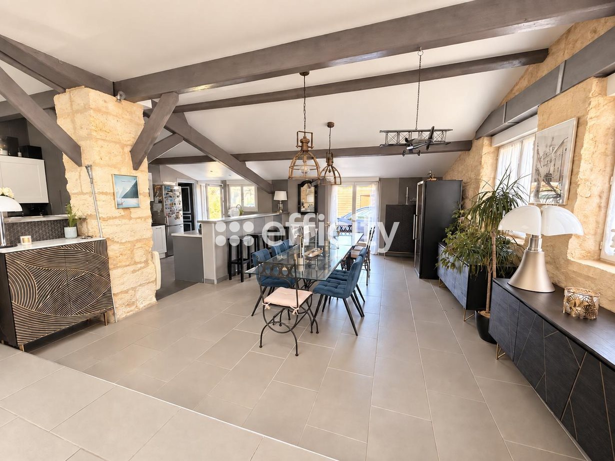 Maison à vendre, 220m², Puisseguin