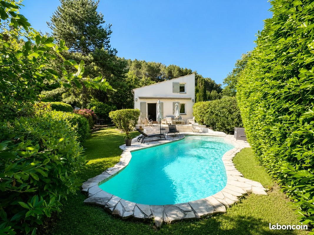 Maison à vendre, 120m², Saint-Marc-Jaumegarde