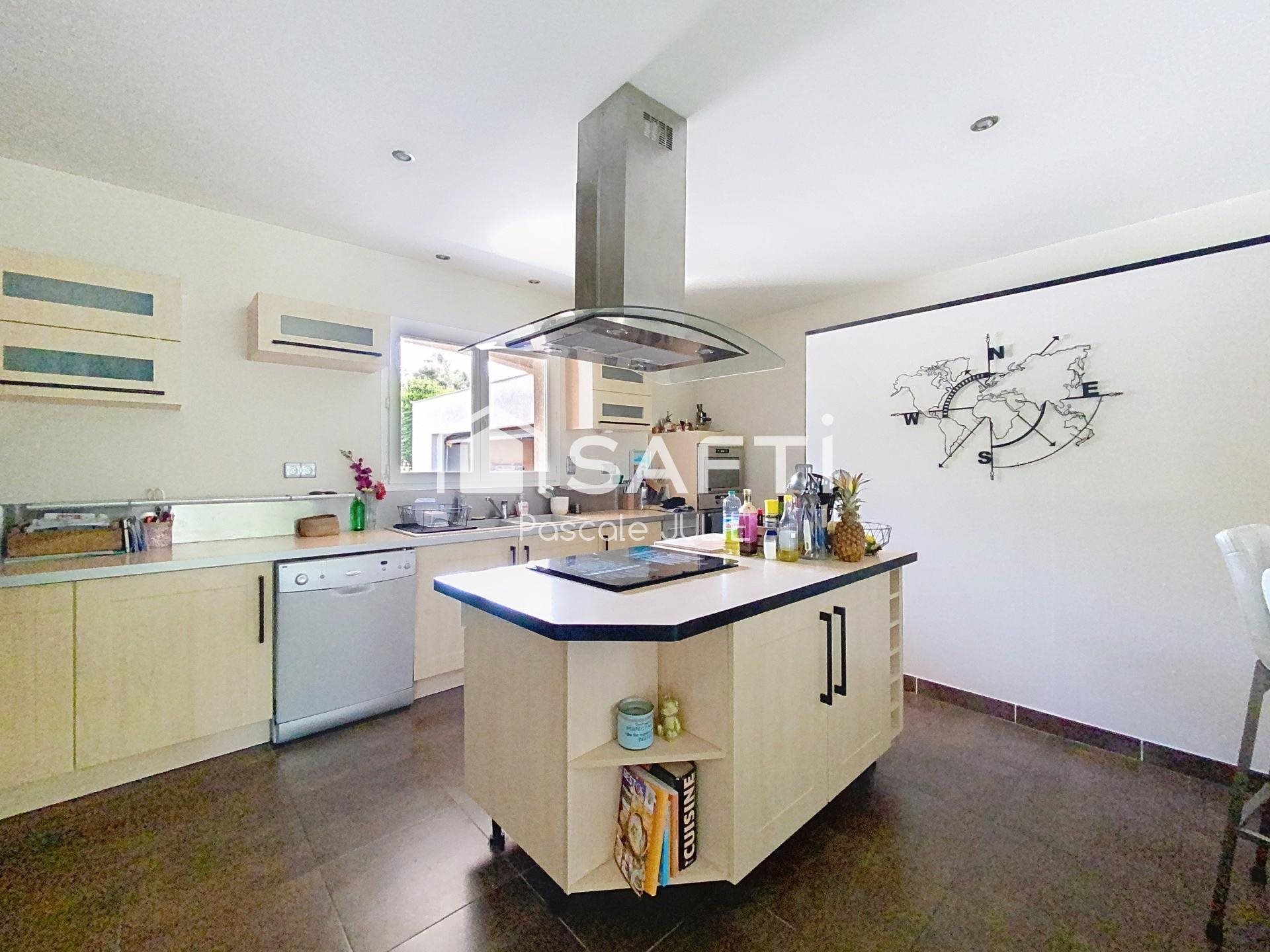 Maison à vendre, 174m², Lanta