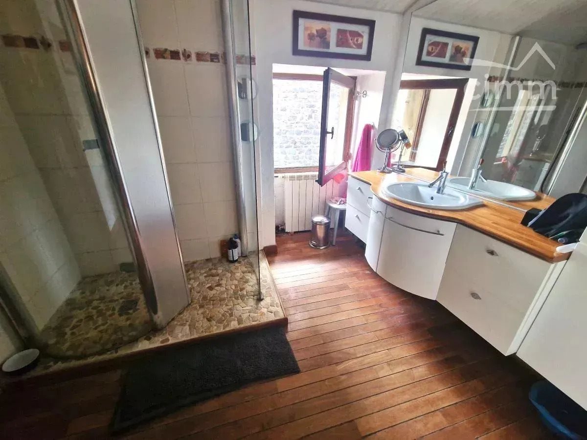Maison à vendre, 212m², Alissas